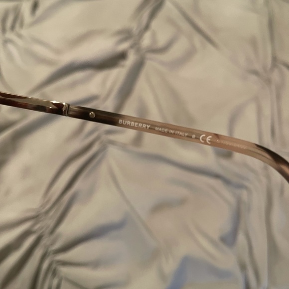🇮🇹Authentic Burberry Sunglasses🇮🇹